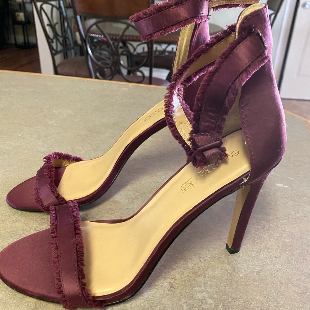 Eva Mendes heels